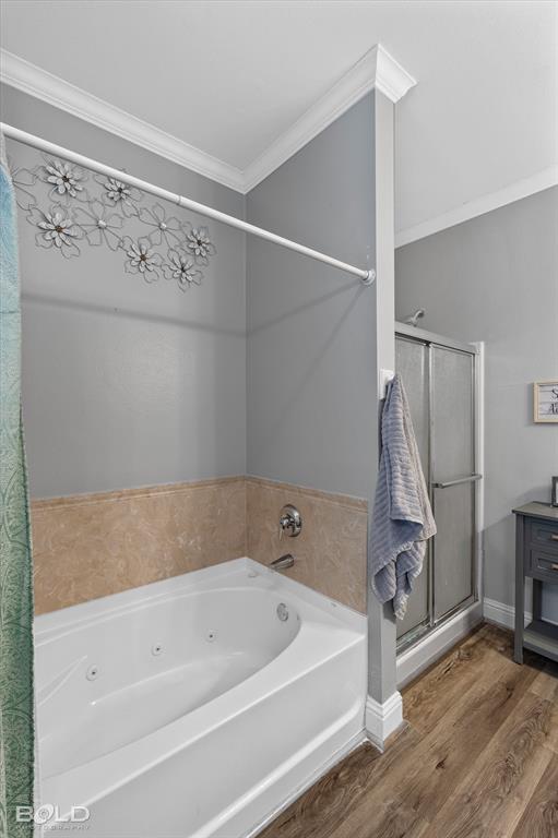 10606 Ferry Lake Road Oil City, LA 71061 - Photo 31 of 38 a white bath tub sitting next to a shower