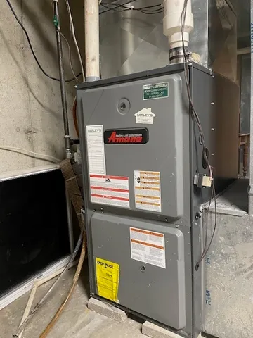 a view of utility room