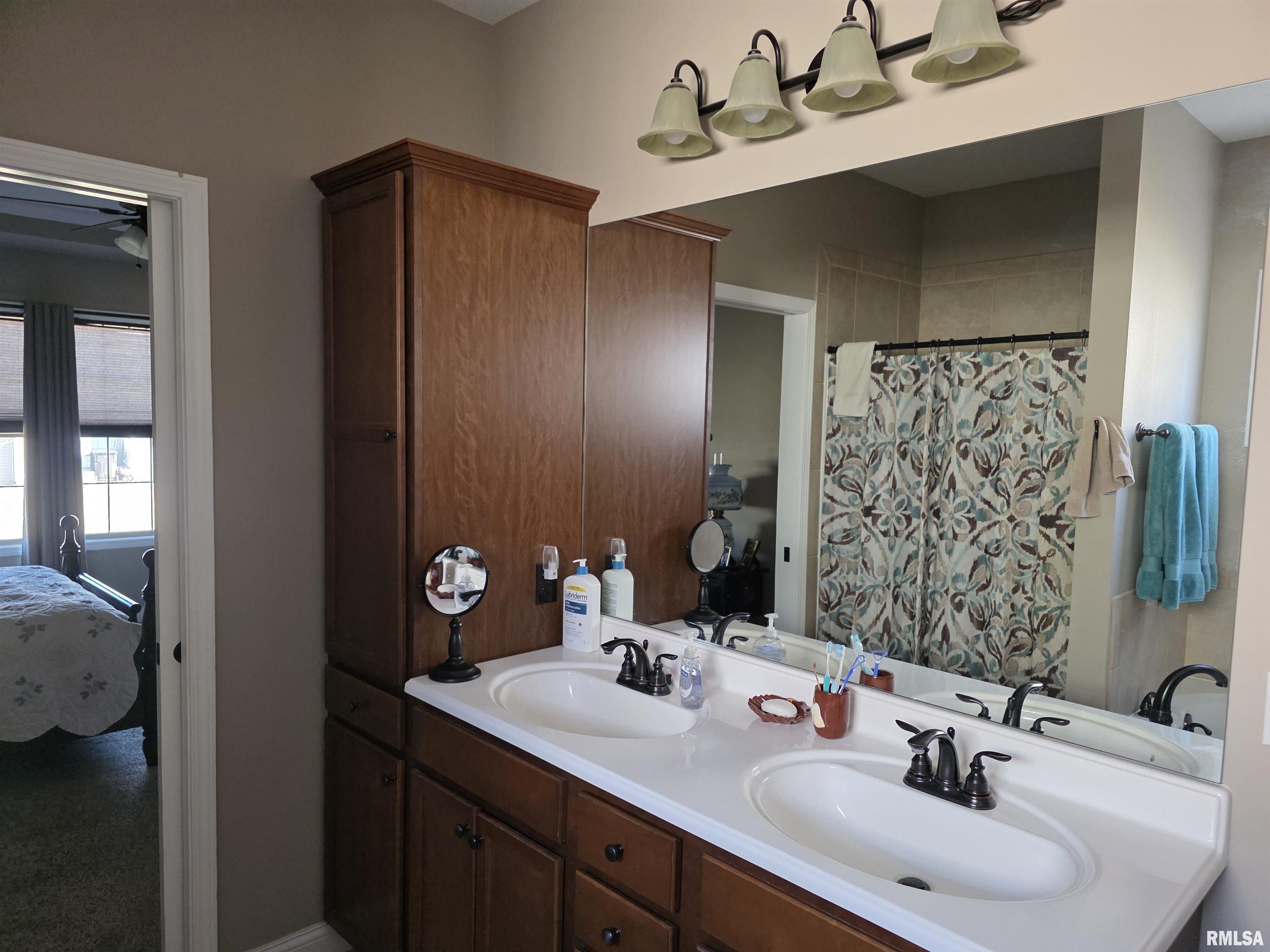 111 Miromar Lane Washington, IL 61571 - Photo 19 of 36