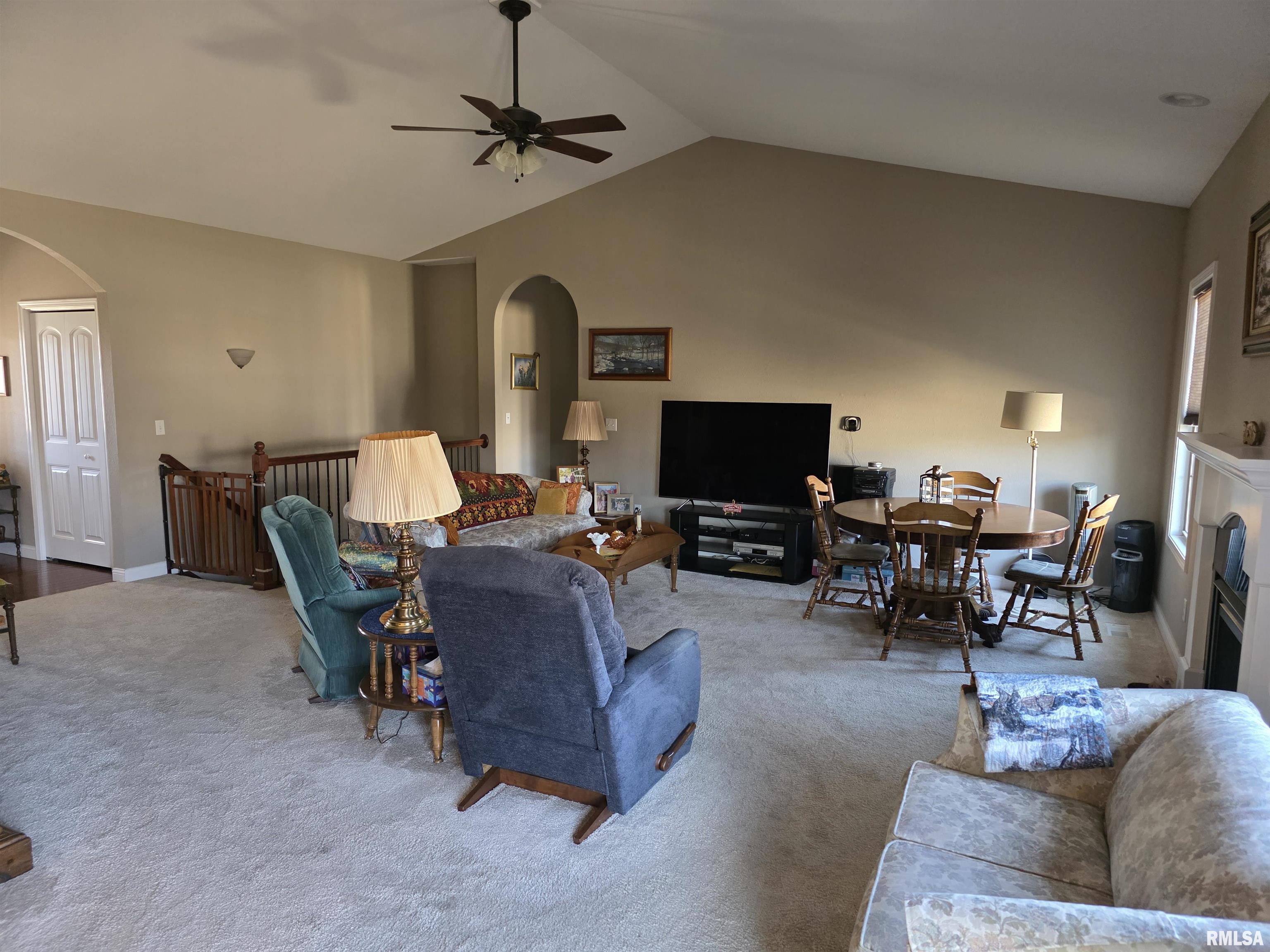 111 Miromar Lane Washington, IL 61571 - Photo 7 of 36