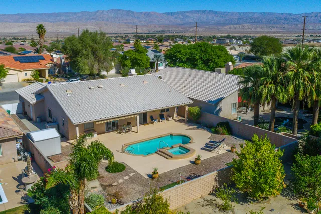 $699,000 | 74119 Academy Lane East, Palm Desert, CA 92211