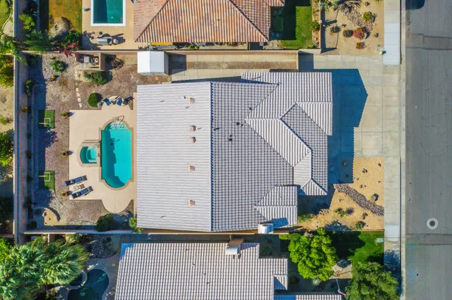 $699,000 | 74119 Academy Lane East, Palm Desert, CA 92211