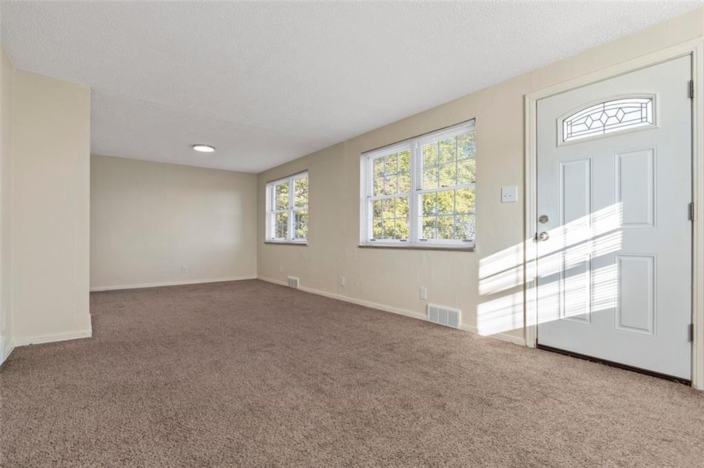 11130 Frankstown Road Pittsburgh, PA 15235 - Photo 2 of 25