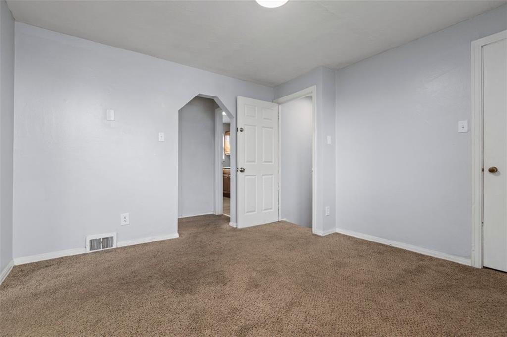 11130 Frankstown Road Pittsburgh, PA 15235 - Photo 13 of 25