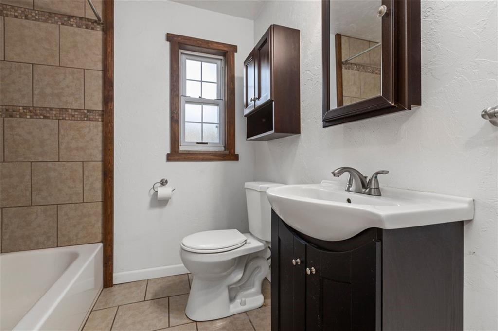 11130 Frankstown Road Pittsburgh, PA 15235 - Photo 7 of 25