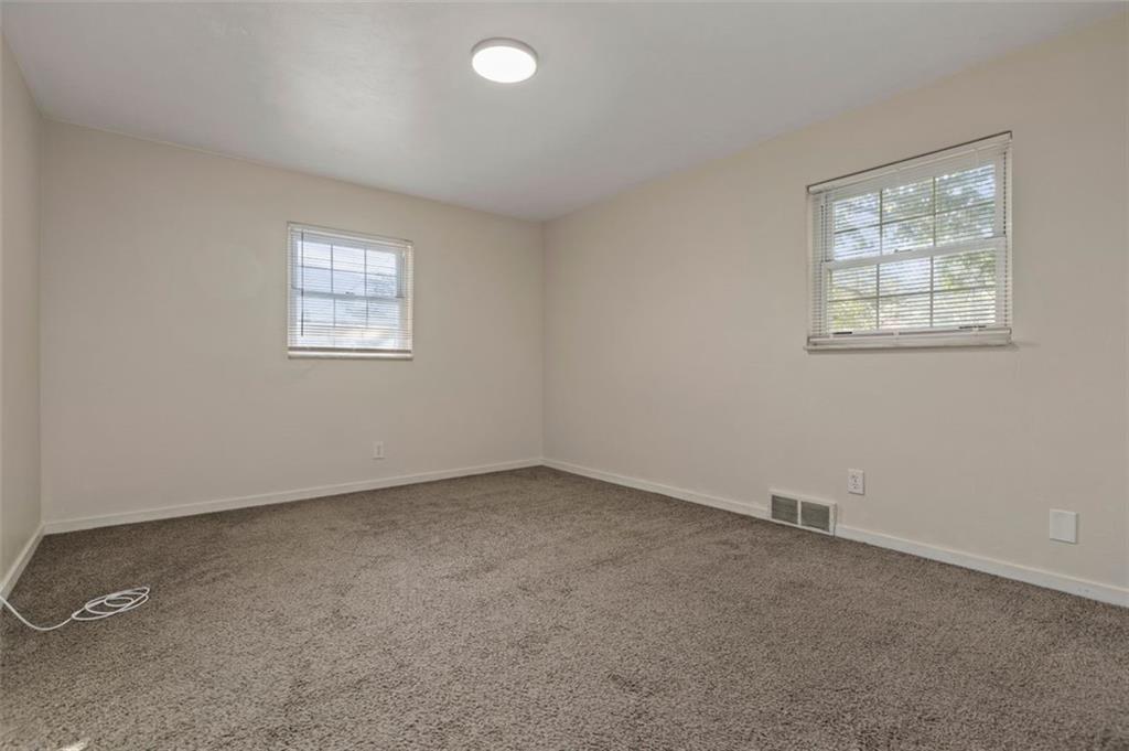 11130 Frankstown Road Pittsburgh, PA 15235 - Photo 9 of 25