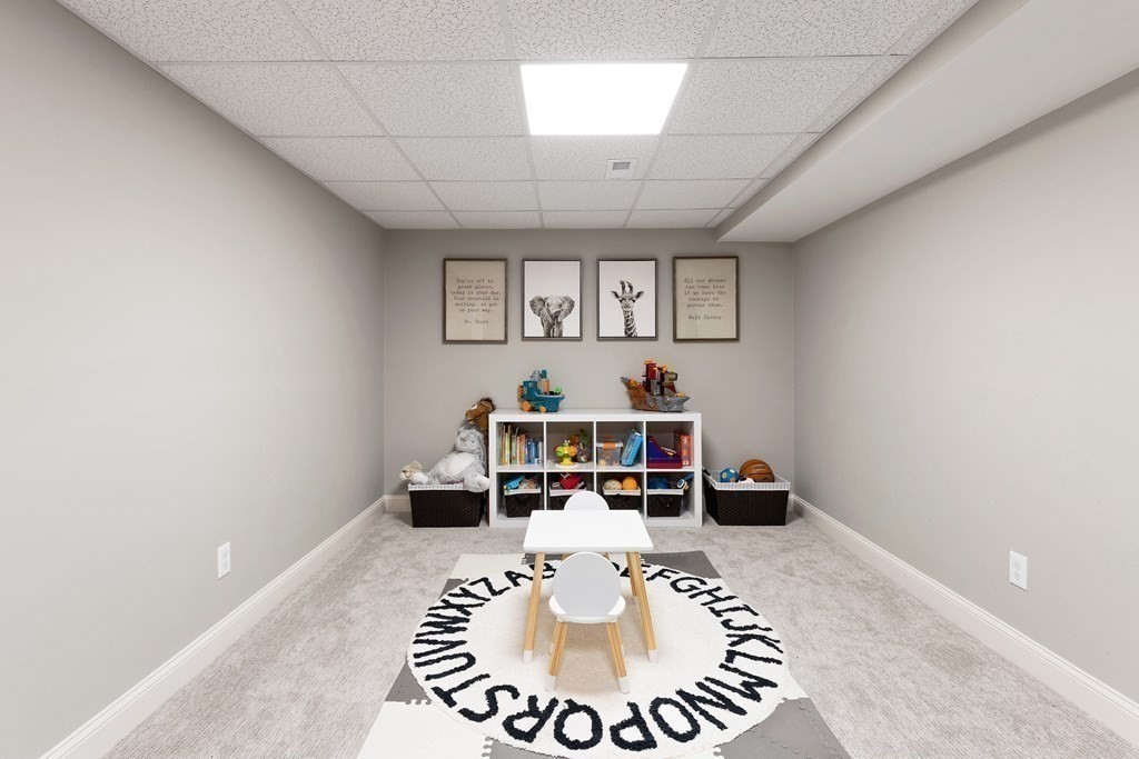 35 White Sisters Way Canton, MA 02021 - Photo 19 of 30