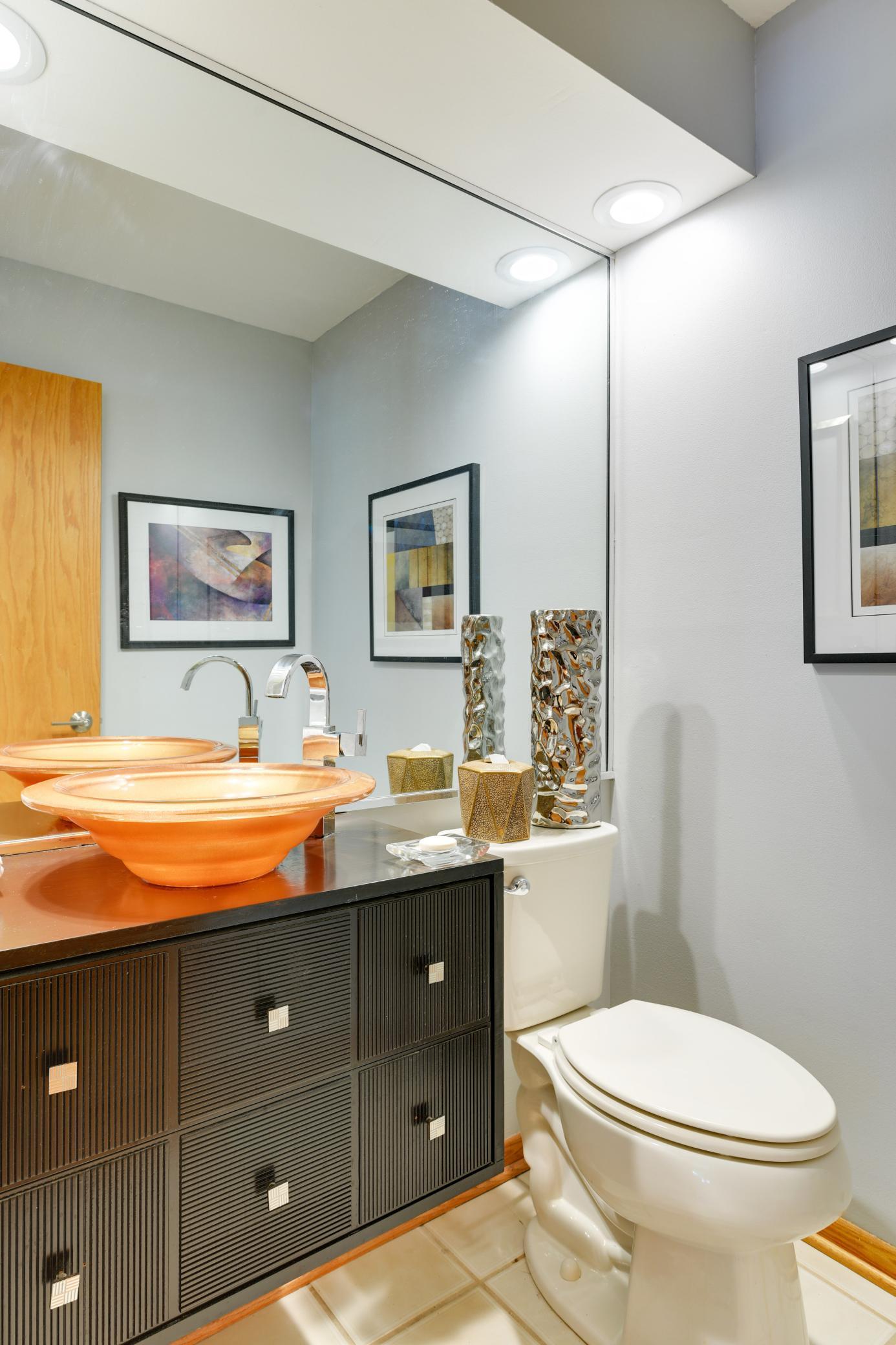9159 Decatur Avenue South Bloomington, MN 55438 - Photo 17 of 32