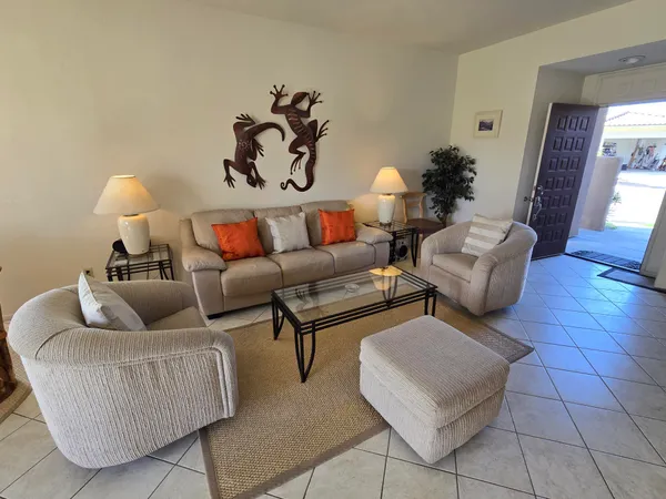 $274,900 | 28570 West Natoma Drive, Cathedral City, CA 92234