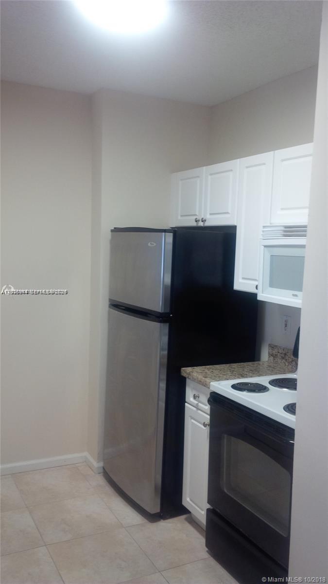 17125 North Bay Road, Unit 3113 Sunny Isles Beach, FL 33160 - Photo 1 of 13