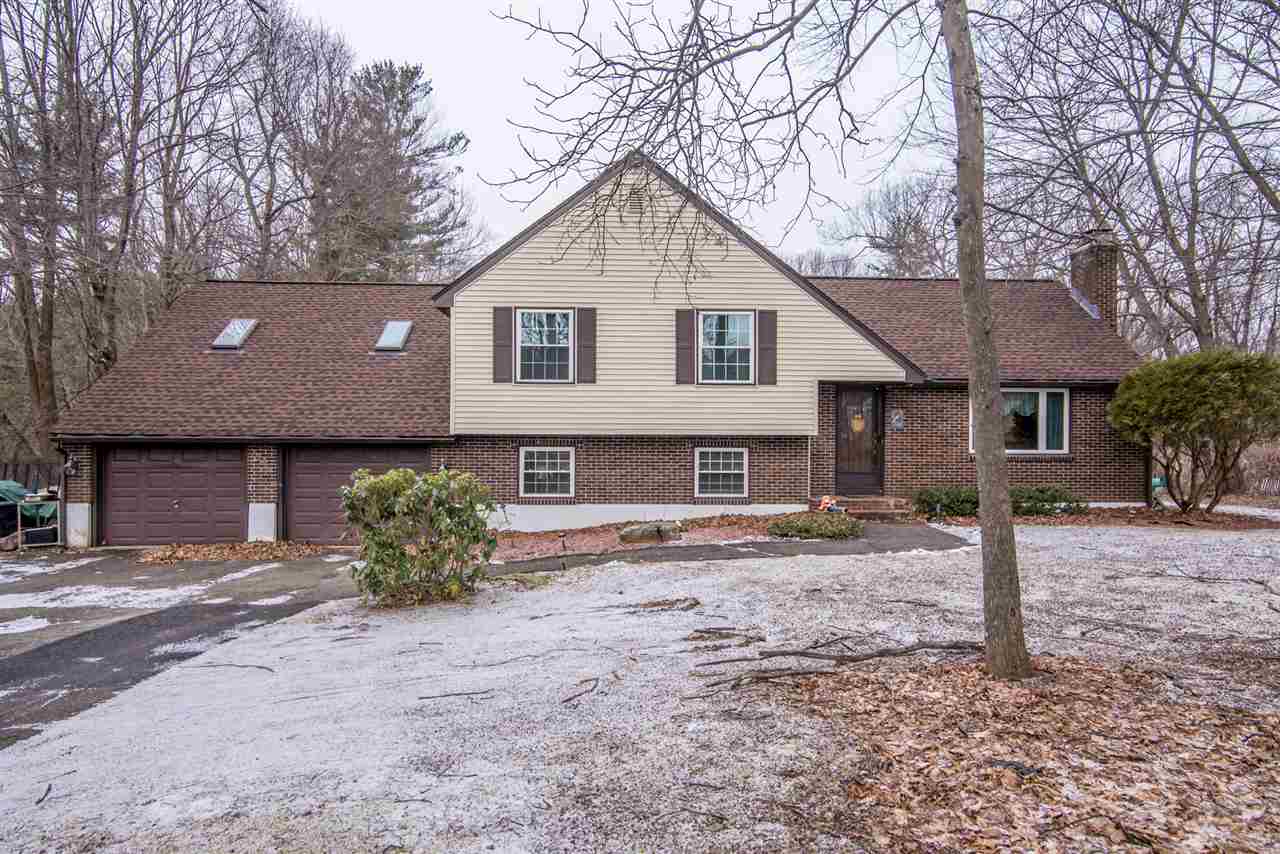 54 Old Chester Road Derry, NH 03038 - Photo 1 of 21