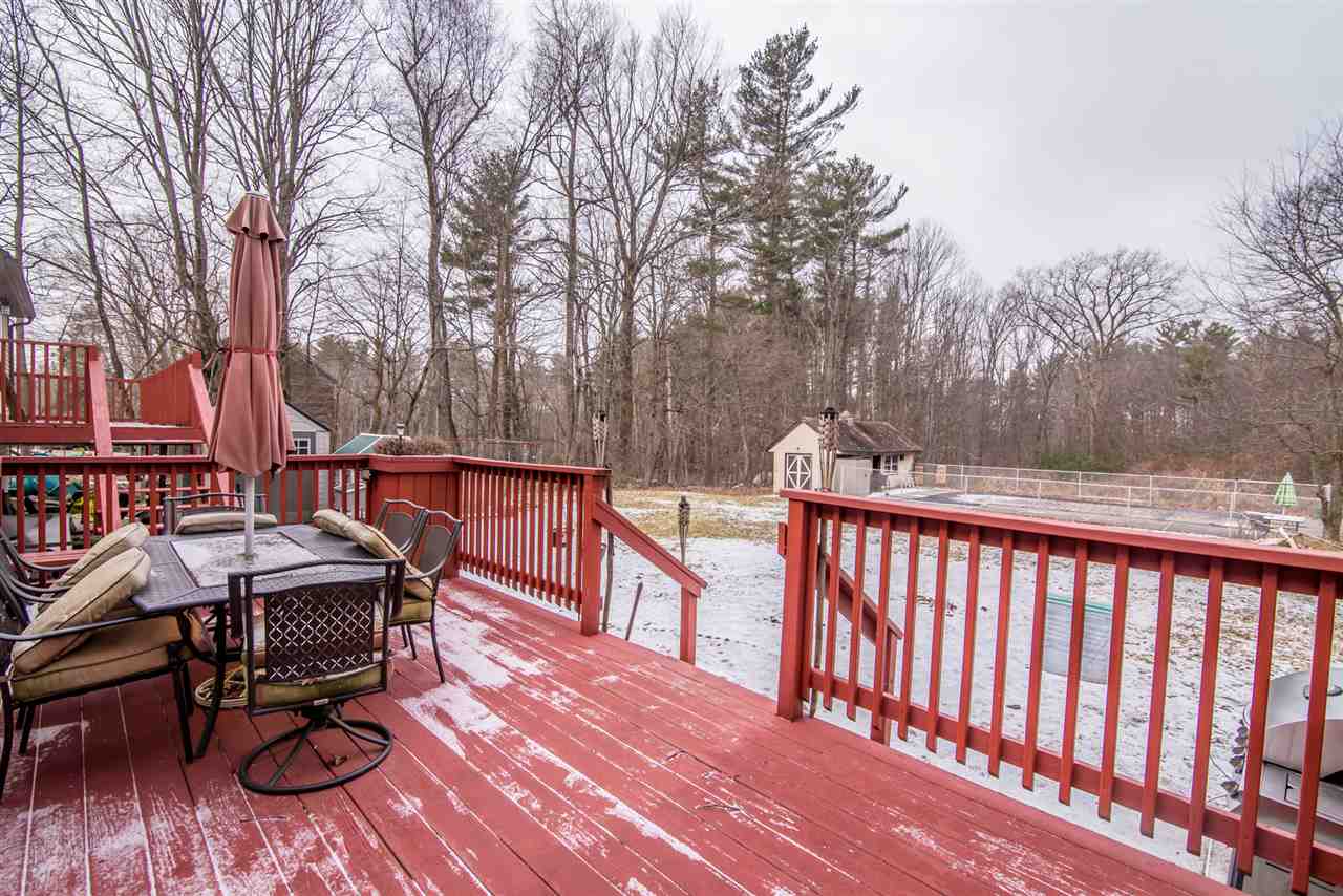 54 Old Chester Road Derry, NH 03038 - Photo 18 of 21