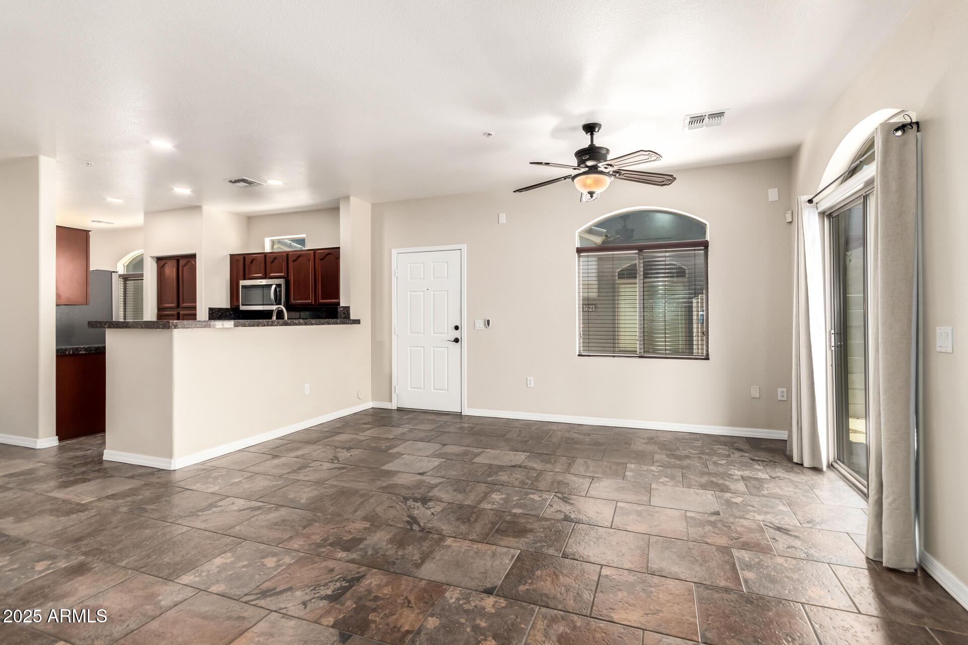 2402 East 5th Street, Unit 1623 Tempe, AZ 85288 - Photo 4 of 35 6 - 5th