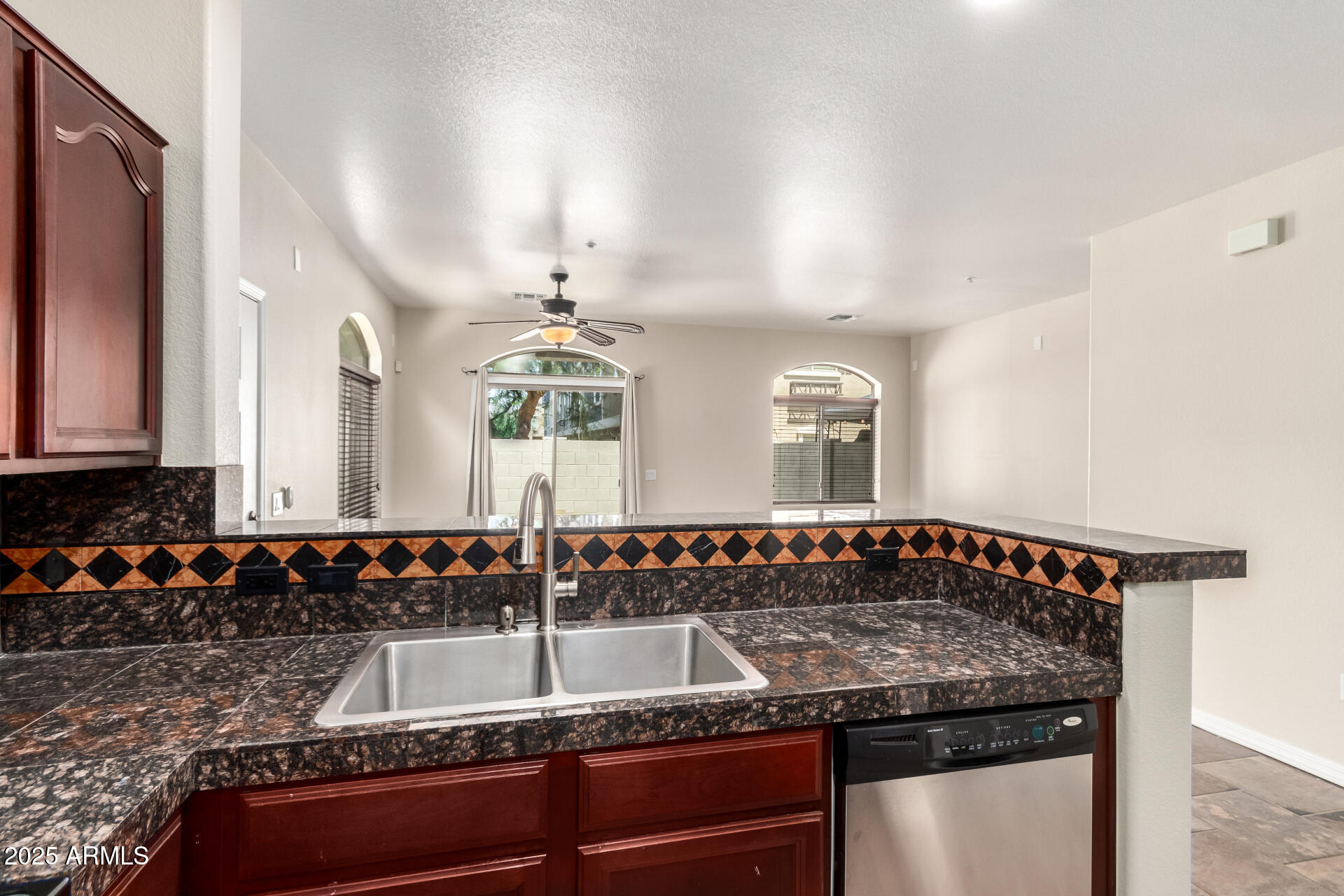 2402 East 5th Street, Unit 1623 Tempe, AZ 85288 - Photo 10 of 35 10 - 5th