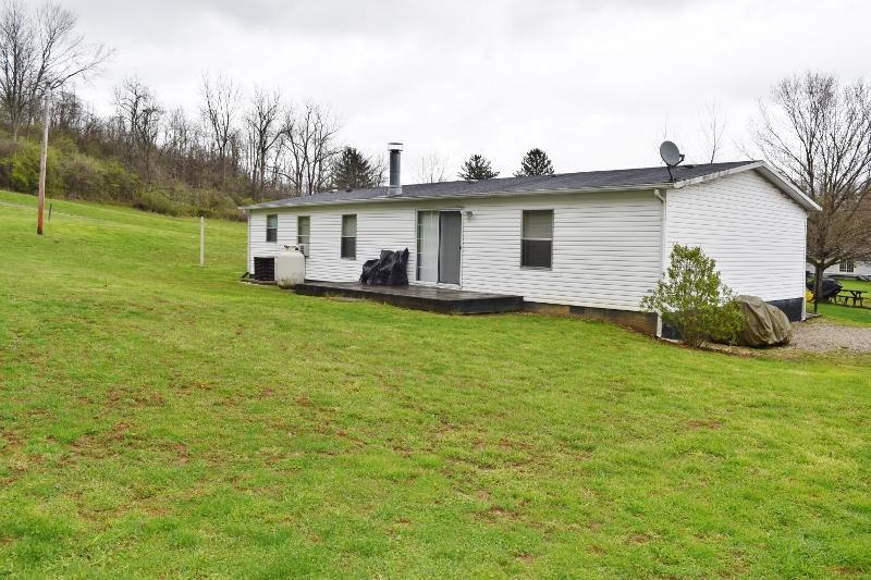 25235 Moccasin Road Amanda, OH 43102 - Photo 22 of 26