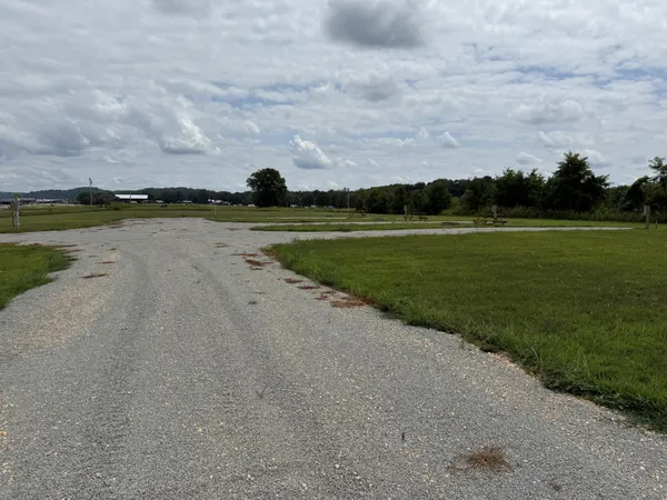 $520,000 | 188 South S River, Clifton, TN 38425