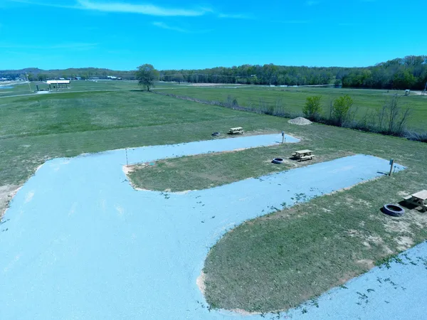 $520,000 | 188 South S River, Clifton, TN 38425