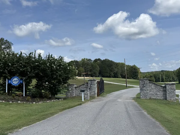 $520,000 | 188 South S River, Clifton, TN 38425