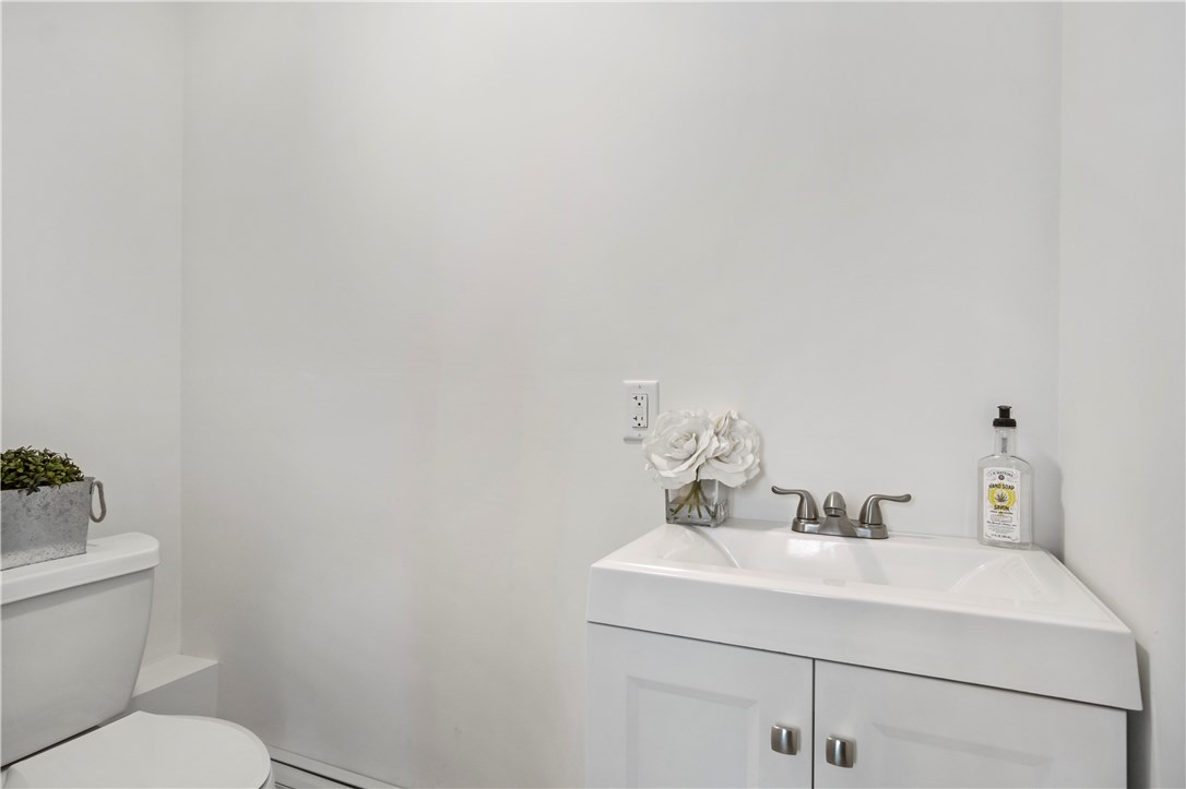 31 Glenco Road Warwick, RI 02889 - Photo 16 of 35 Gallery Image 16