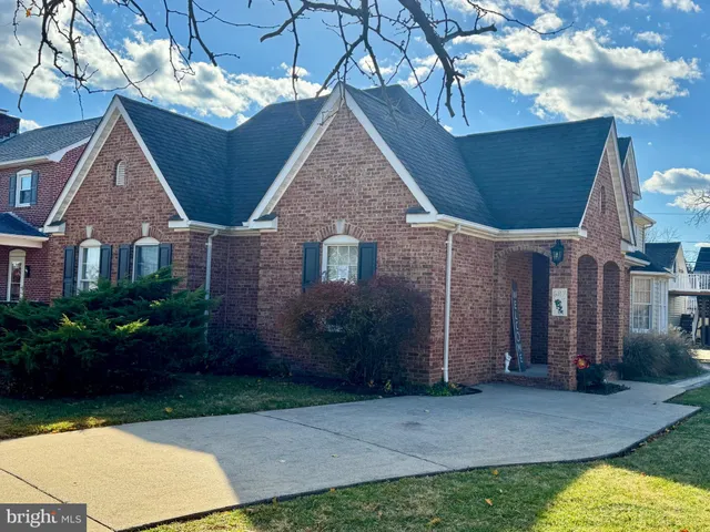 $564,900 | 687 Woodland Avenue, Winchester, VA 22601