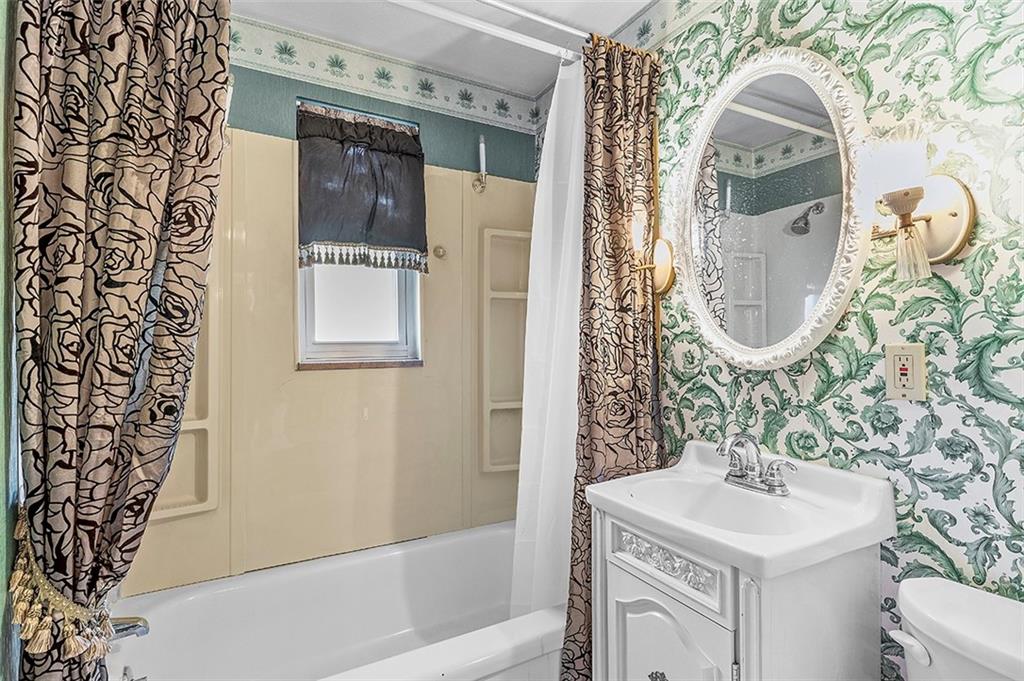 2372 Tilbrook Road Monroeville, PA 15146 - Photo 17 of 25 Gallery Image 17