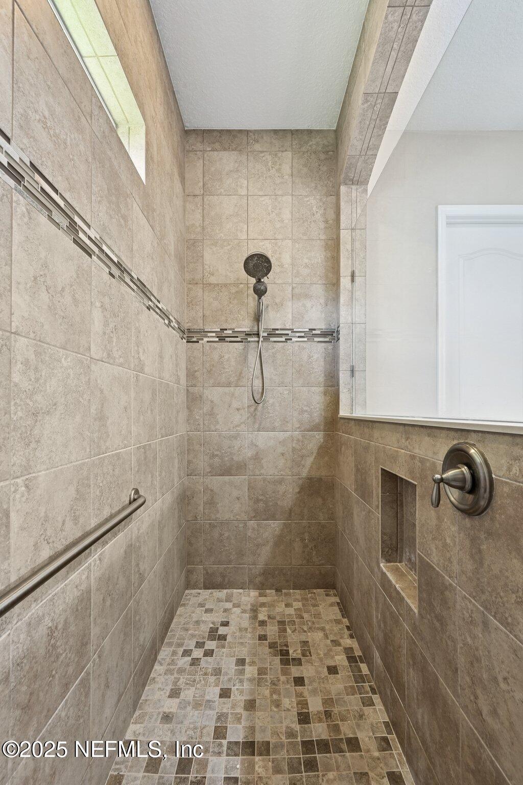 2513 Riley Oaks Trail Jacksonville, FL 32223 - Photo 33 of 64 38-web-or-mls-Riley Oaks Trl-S0208-038