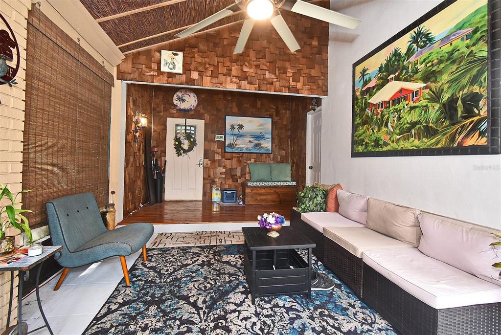 31 Chip Court Kissimmee, FL 34759 - Photo 5 of 37 a living room with furniture and a rug