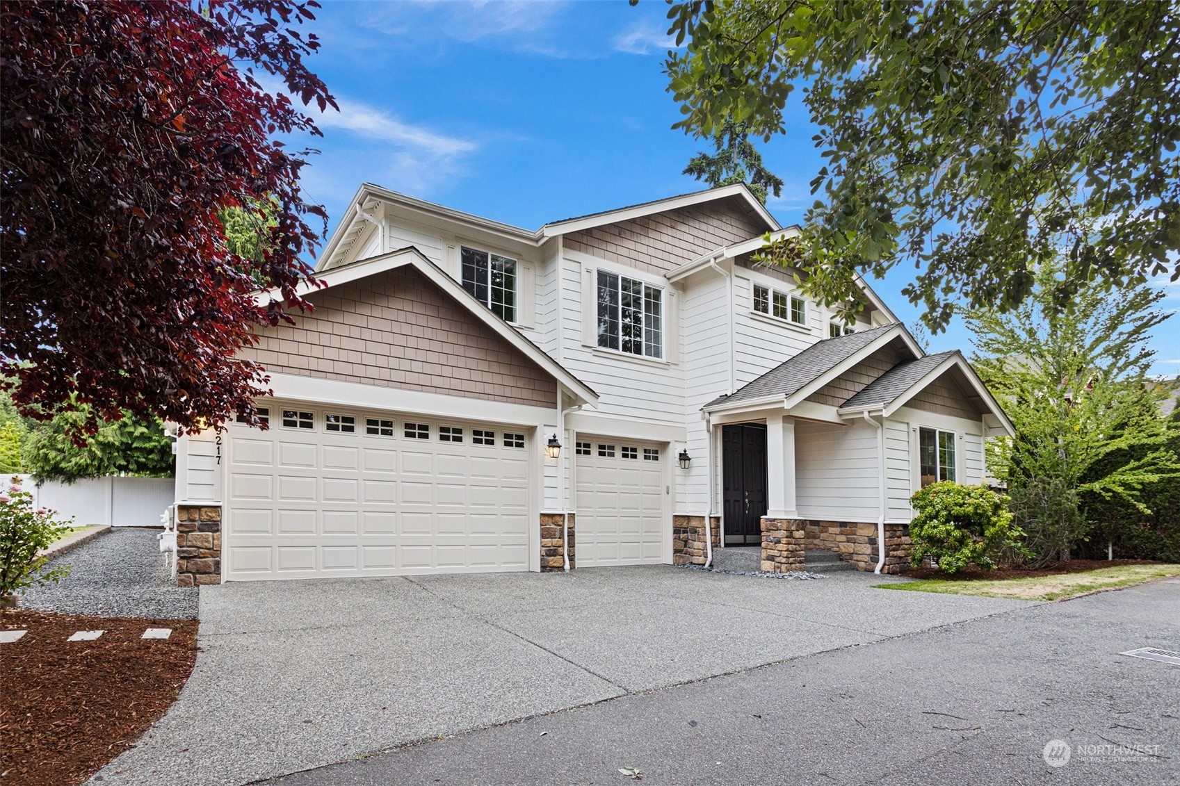 9217 125th Avenue Northeast, Kirkland, WA 98033 Compass