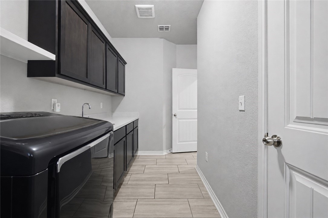 1102 Pasadena Street Portland, TX 78374 - Photo 15 of 28