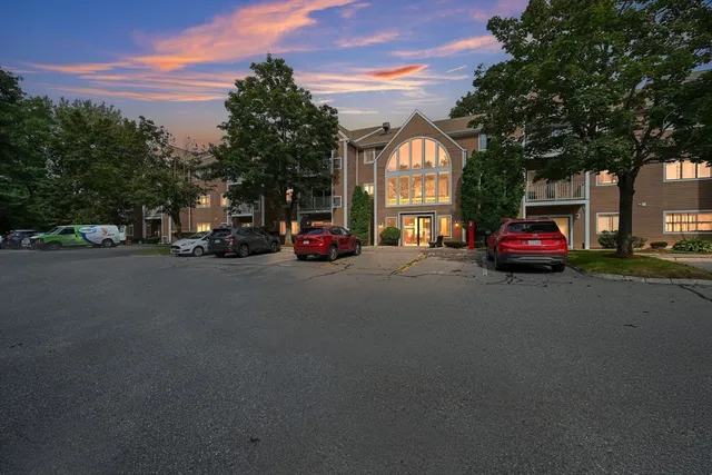 $249,000 | 36 Steeplechase Court, Unit B36, Haverhill, MA 01832