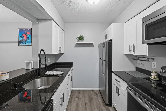 $249,000 | 36 Steeplechase Court, Unit B36, Haverhill, MA 01832