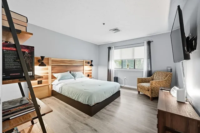 $249,000 | 36 Steeplechase Court, Unit B36, Haverhill, MA 01832