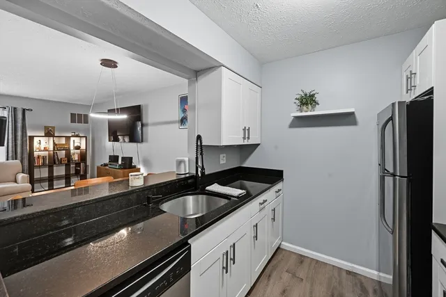 $249,000 | 36 Steeplechase Court, Unit B36, Haverhill, MA 01832