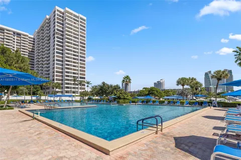 $295,000 | 600 Three Islands Boulevard, Unit 1008, Hallandale Beach, FL 33009