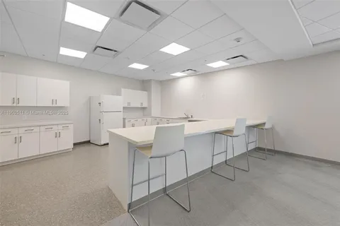 $295,000 | 600 Three Islands Boulevard, Unit 1008, Hallandale Beach, FL 33009