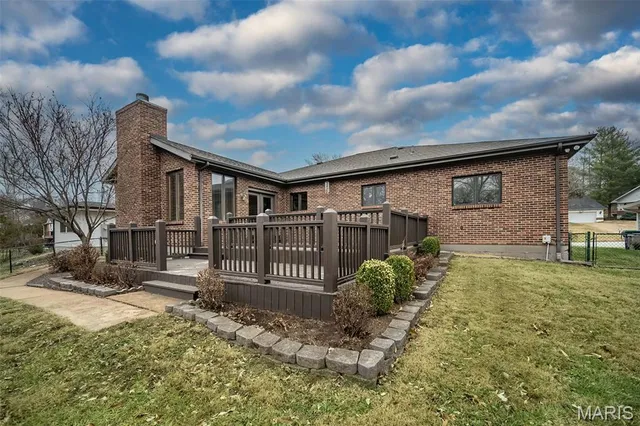 $574,900 | 51 Blackthorn Drive, Crestwood, MO 63123