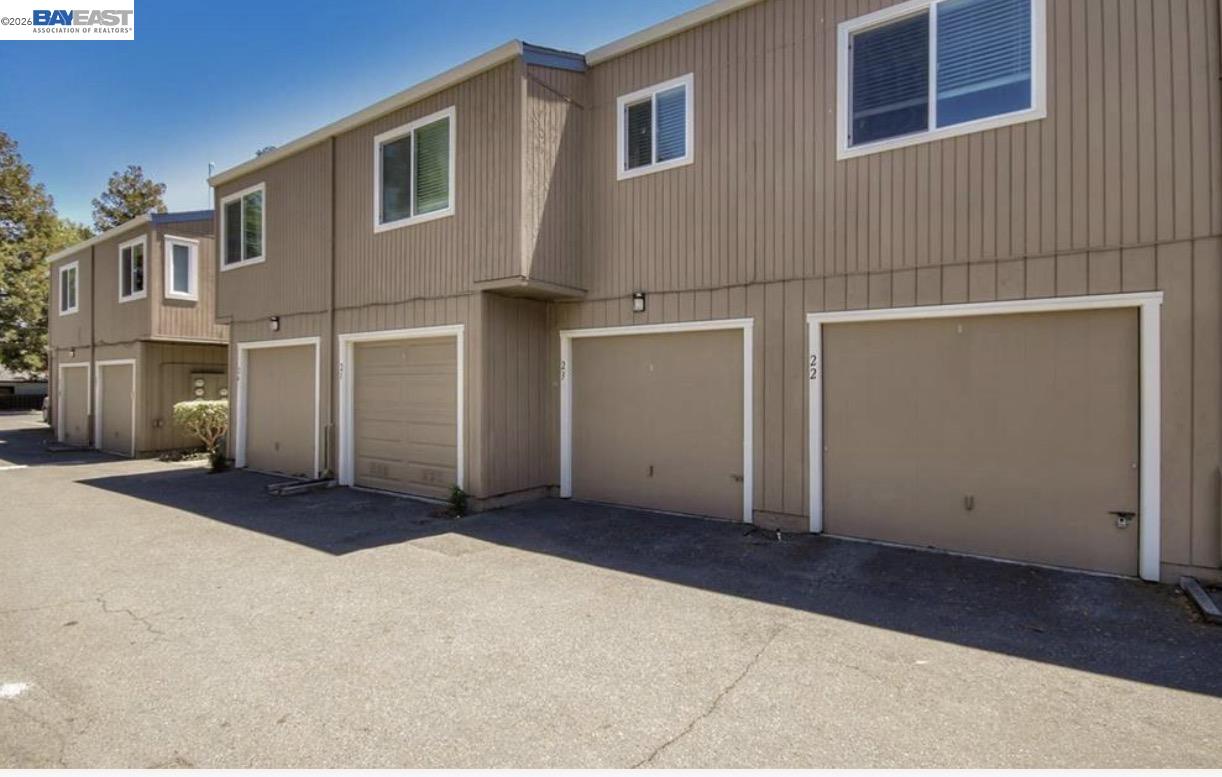 3901 Clayton Road, Unit 23 Concord, CA 94521 - Photo 31 of 32