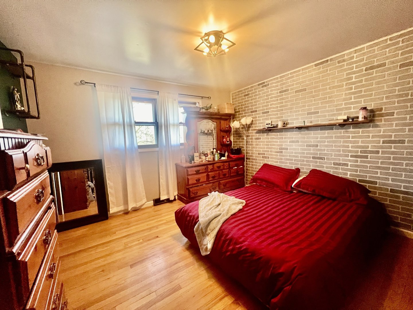 29W342 Lee Road West Chicago, IL 60185 - Photo 9 of 13 Gallery Image 9