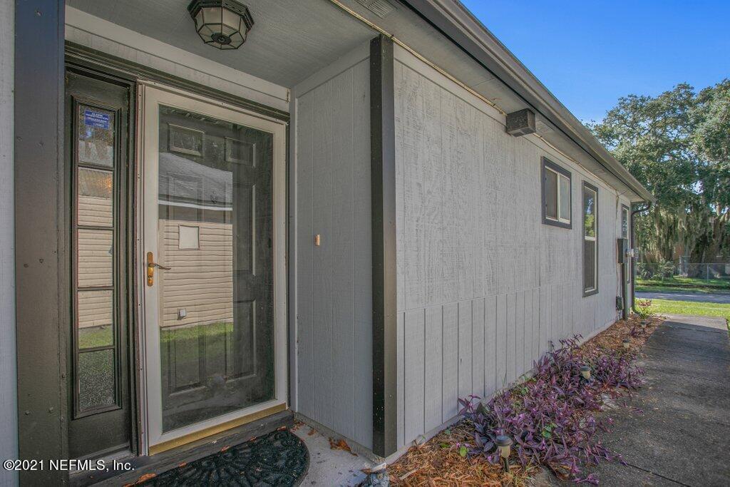 937 Gavagan Road Jacksonville, FL 32233 - Photo 6 of 28 937 Gavagan (6).jpg-SMALL