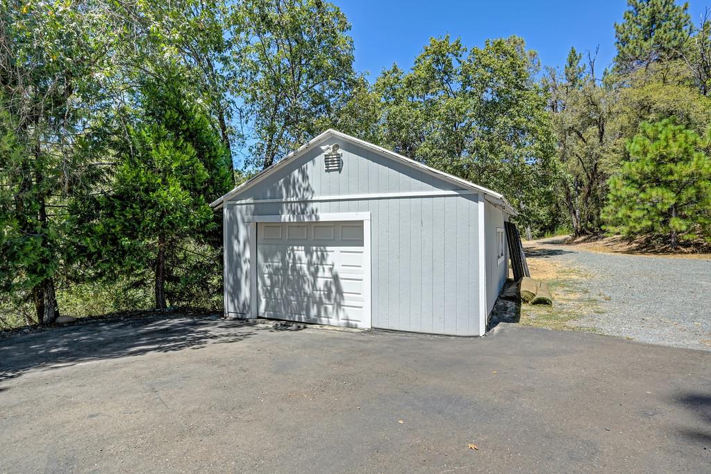 828 West Weimar Cross Road Colfax, CA 95713 - Photo 26 of 56 Gallery Image 26