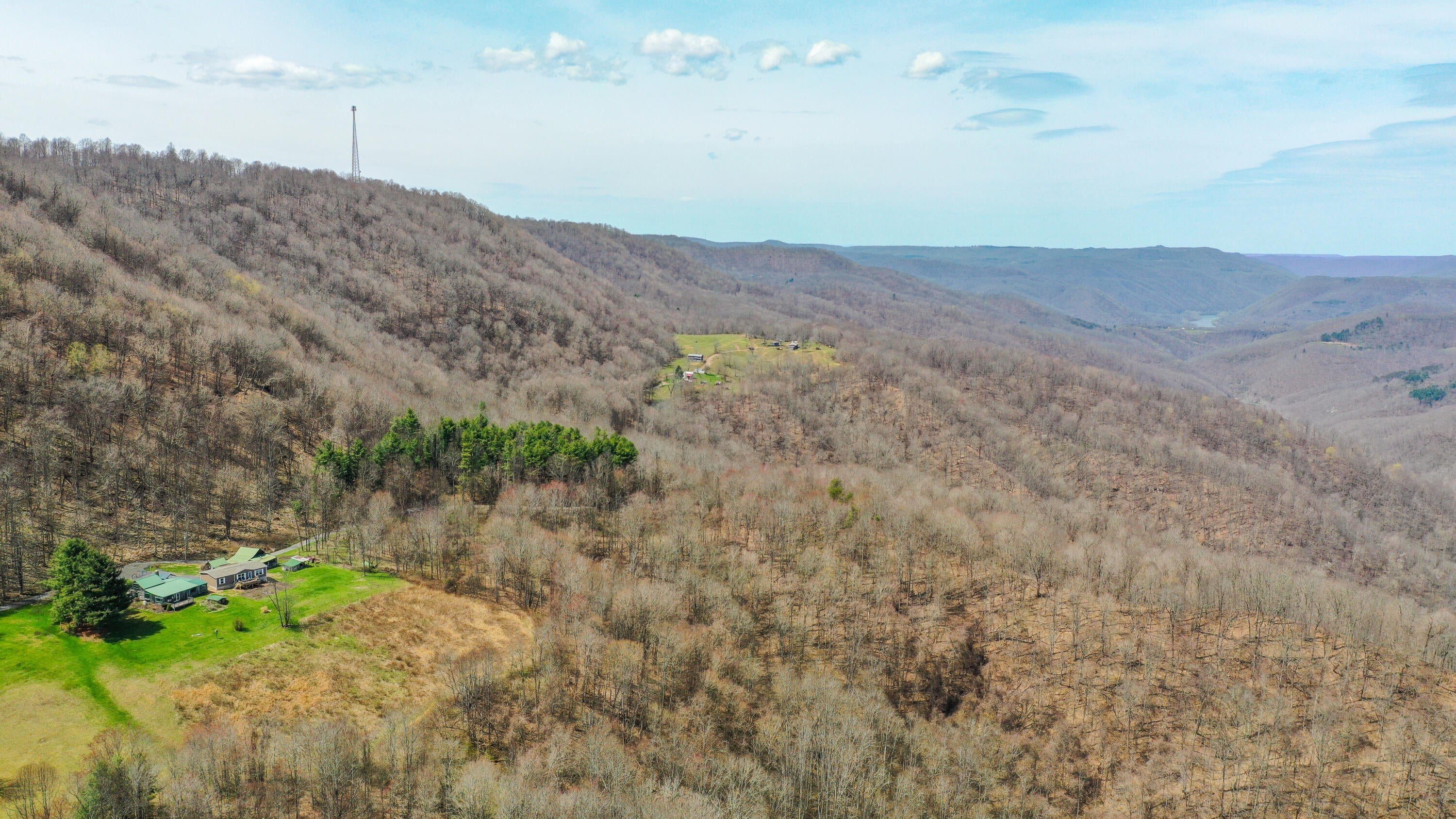 1424 Ward Bench Road Sandstone, WV 25985 - Photo 6 of 95 Gallery Image 6