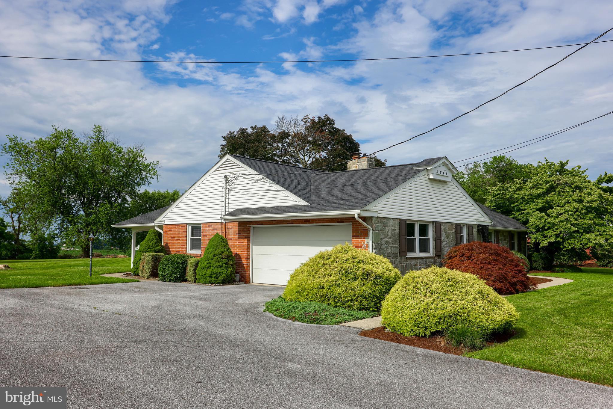 716 West Newport Road Lititz, PA 17543 - Photo 7 of 43 Oversized 2 car garage