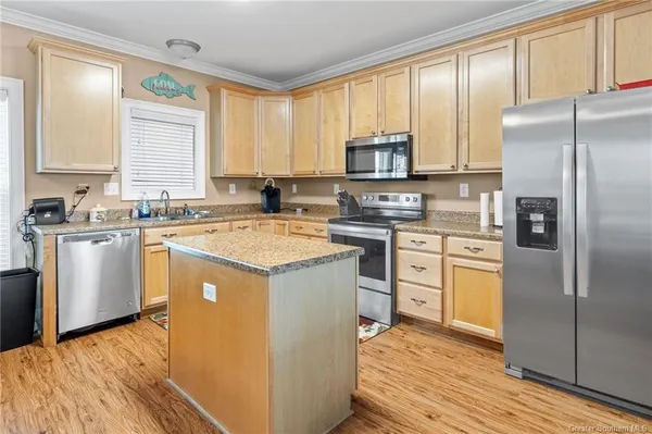 $295,000 | 461 Lake Breeze Road, Hackberry, LA 70645