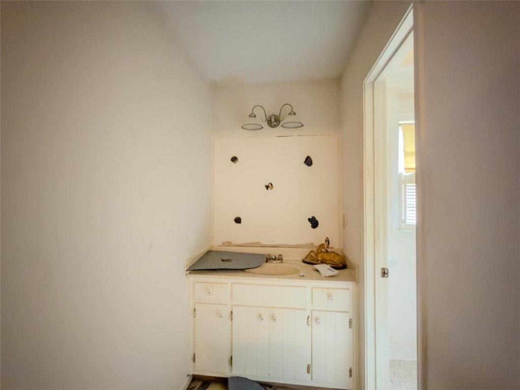 4736 Bridgewater Drive Southwest Lilburn, GA 30047 - Photo 12 of 27