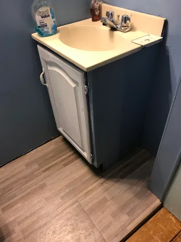 $2,600 | 293 Bear Hill Road, Unit 1, Loudon, NH 03307