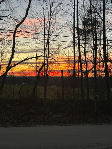 $2,600 | 293 Bear Hill Road, Unit 1, Loudon, NH 03307