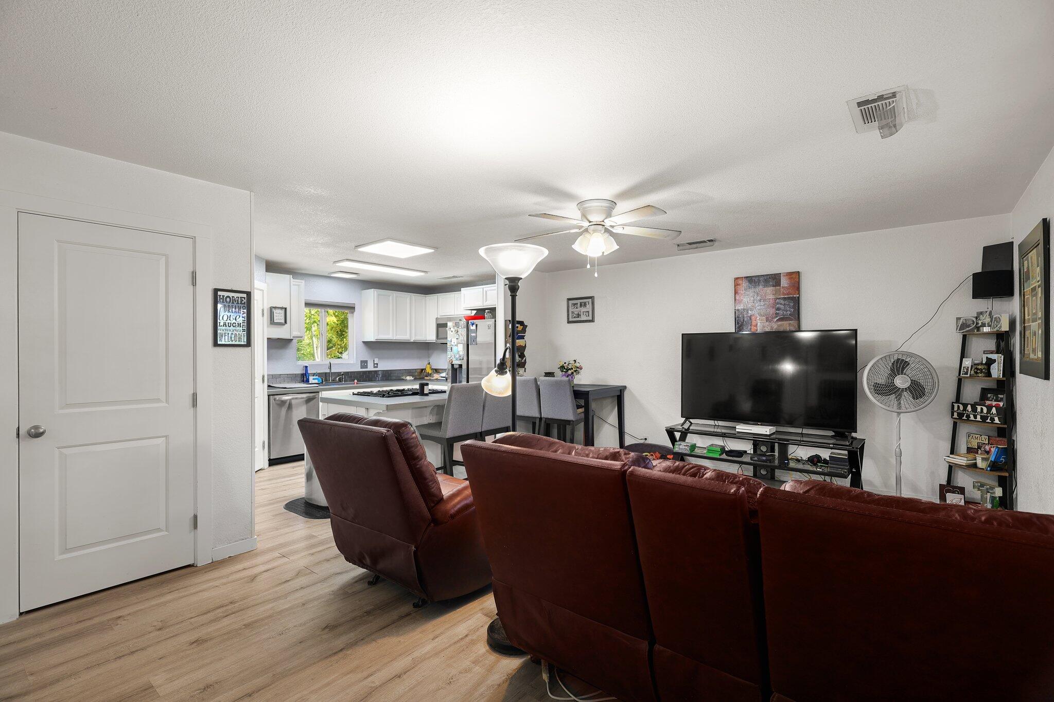 762 Musick Avenue Red Bluff, CA 96080 - Photo 8 of 20 5-web-or-mls-LZ0A0055