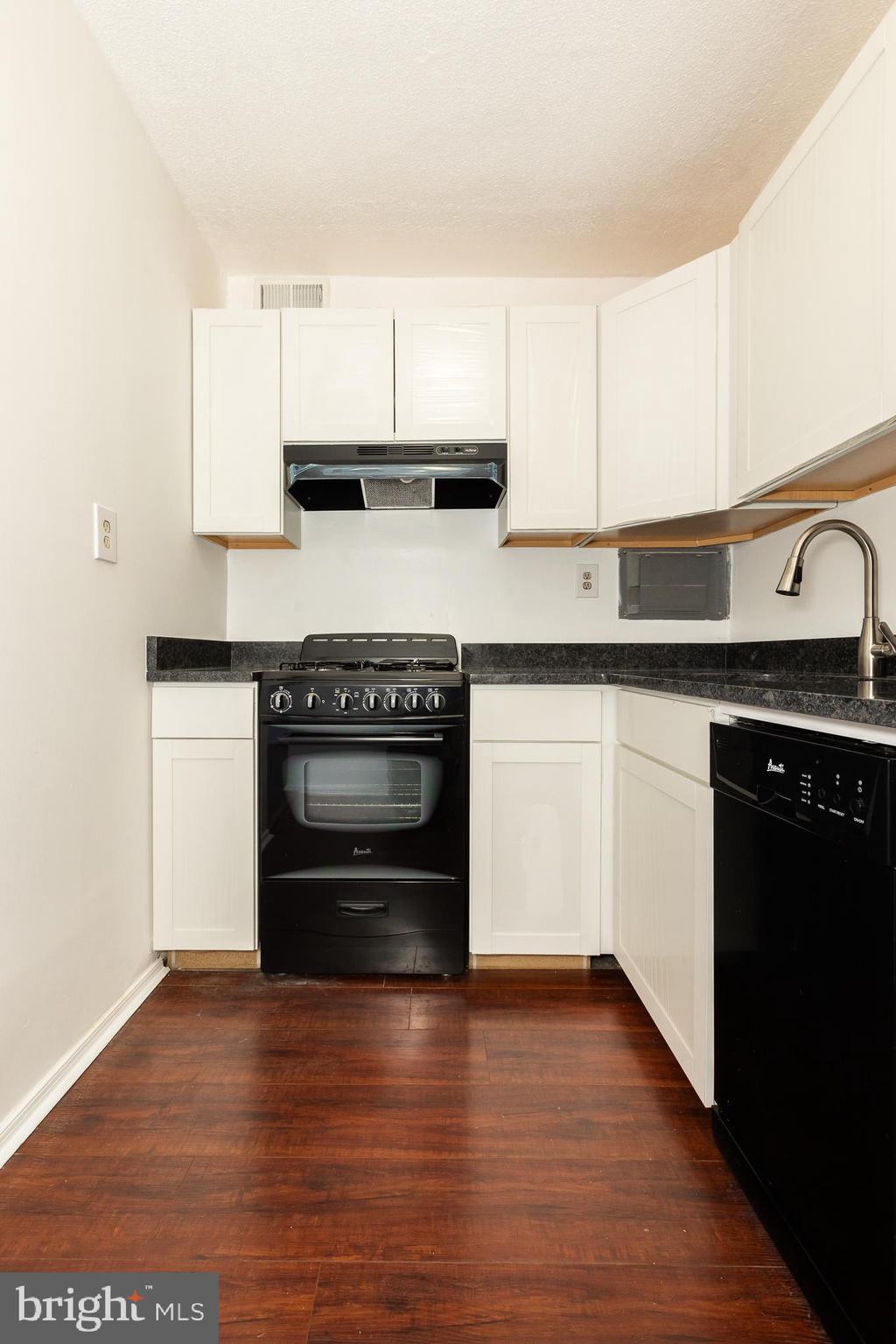 4600 South Four Mile Run Drive, Unit 623 Arlington, VA 22204 - Photo 16 of 47