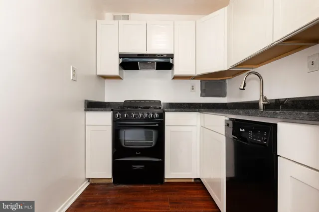 $178,000 | 4600 South Four Mile Run Drive, Unit 623, Arlington, VA 22204