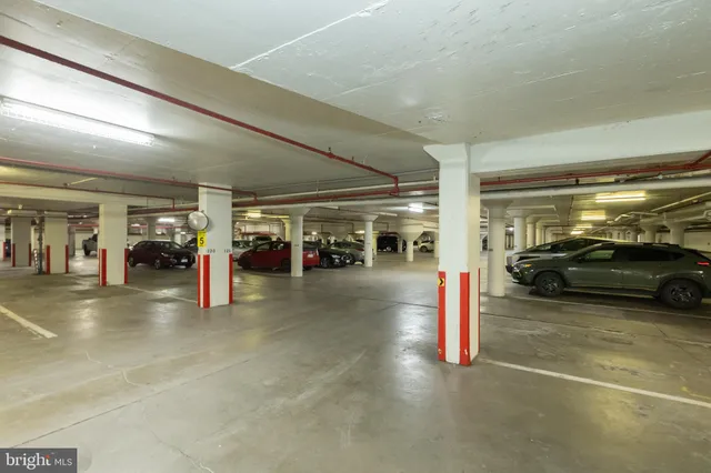 $178,000 | 4600 South Four Mile Run Drive, Unit 623, Arlington, VA 22204